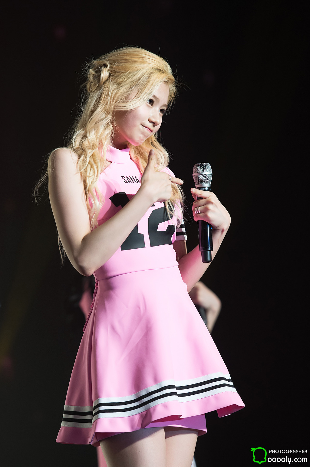 트와이스 금발 사나 | 인스티즈