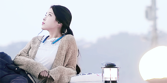 잠도 안오고 하니 아이유 위주로 갑시다!!! | 인스티즈