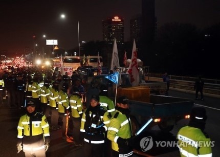 청와대를 향해 가는 트랙터 | 인스티즈