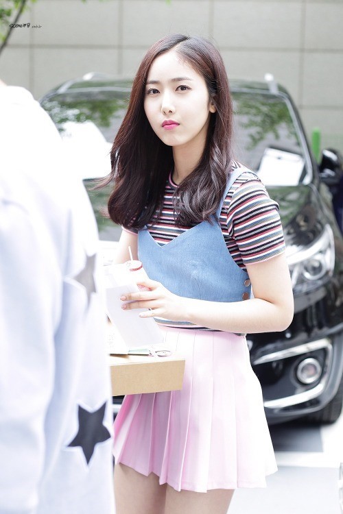 [여자친구] 점심에 보는 신비♡♡ | 인스티즈
