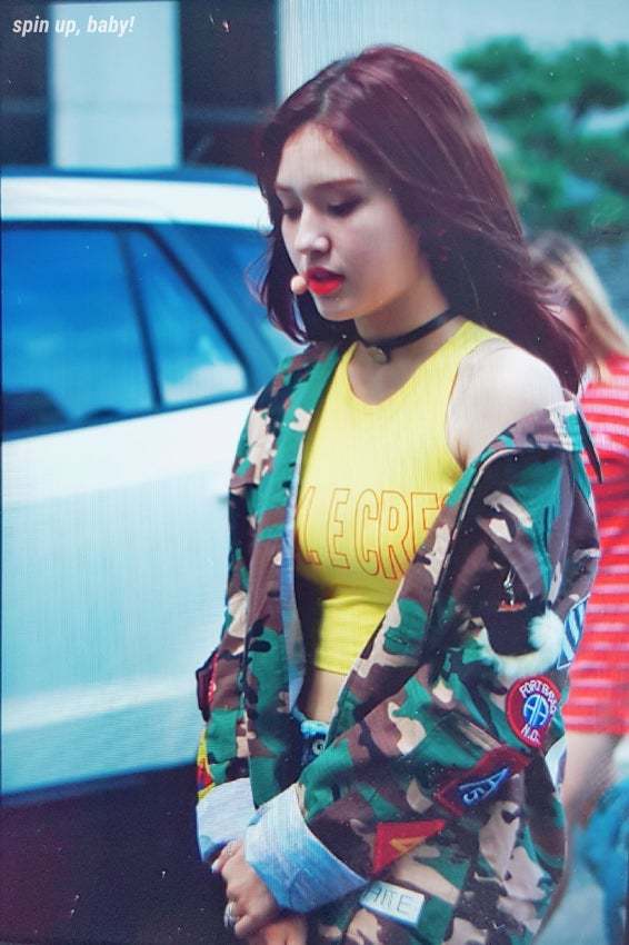 오늘자 패션왕 아이오아이 전소미 출근길 ㄷㄷ | 인스티즈