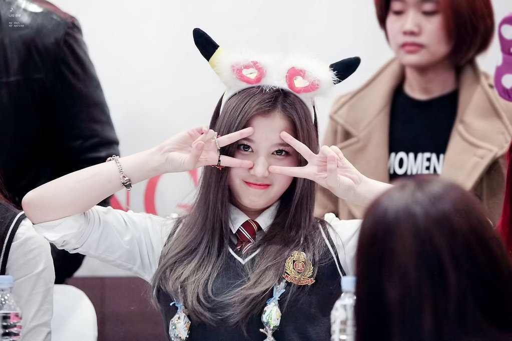 트와이스 최근 고화질 대포사진 직찍.jpg | 인스티즈