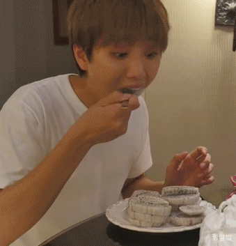  맛밥하는 아이돌들(움짤 컴권장) | 인스티즈