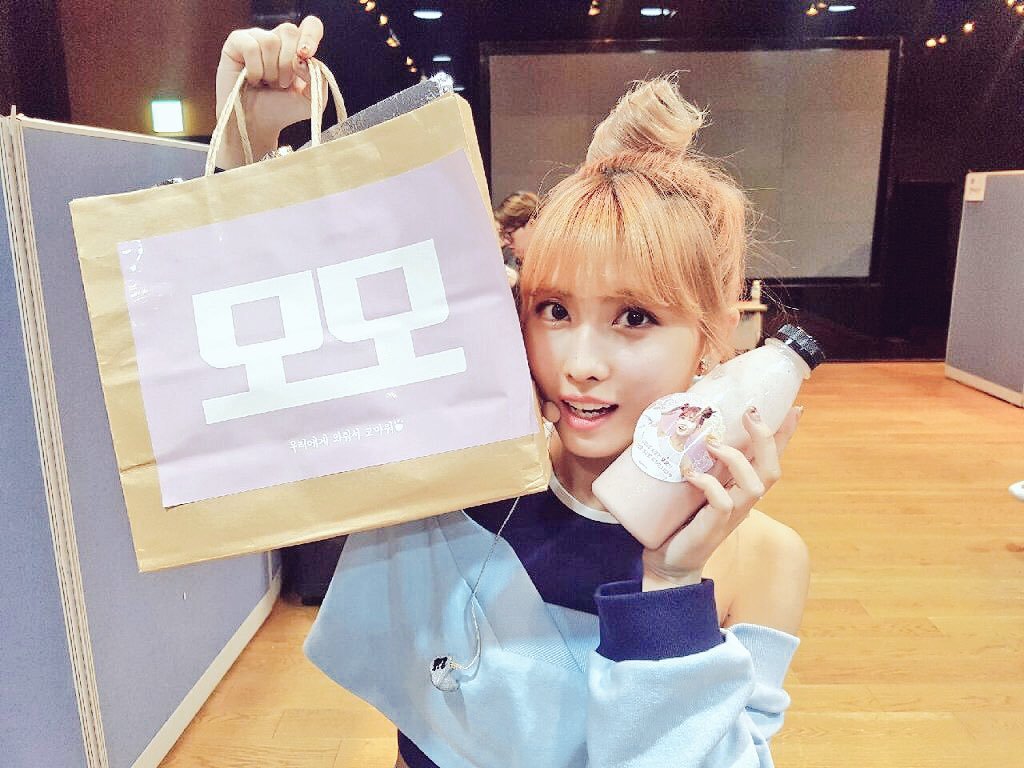 2017년 첫 모모 | 인스티즈