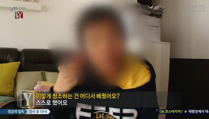 유모차 탄 아기들을 마음대로 만지고 다니는 여자 | 인스티즈