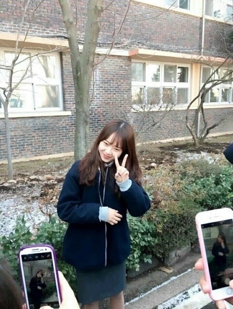 전형적인 고딩 처럼 생기신 걸그룹 멤버 | 인스티즈