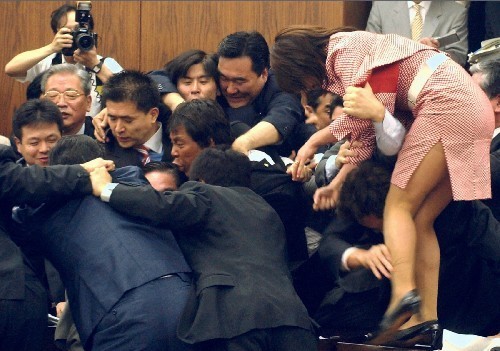 일본에서 생긴 국회 노출사건 .. | 인스티즈