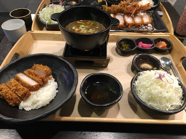  돈까쓰덕후가 이야기하는 서울 돈까쓰집 원탑 | 인스티즈