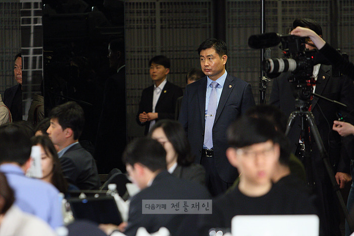 문재인 후보님 경호에 관하여 | 인스티즈