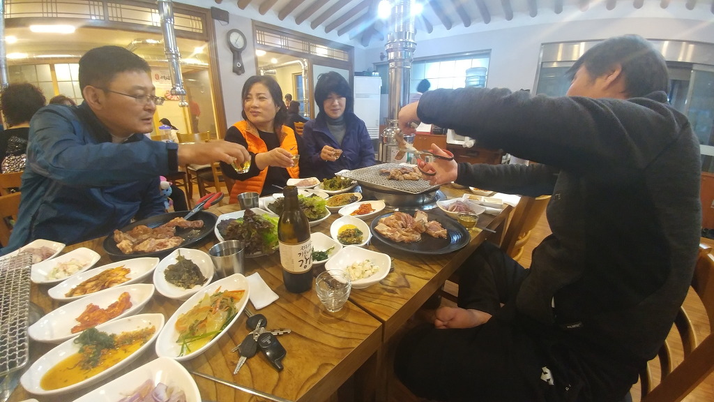 욜로아라 이미지