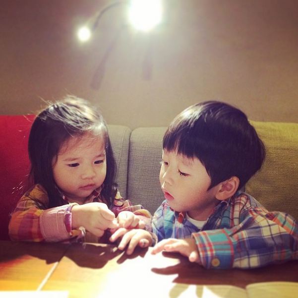 출산욕구 샘솟게하는 대만의 이란성 쌍둥이 | 인스티즈