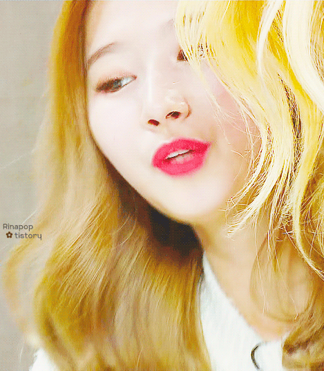 마리텔 미모 열일하는 사나.gif | 인스티즈