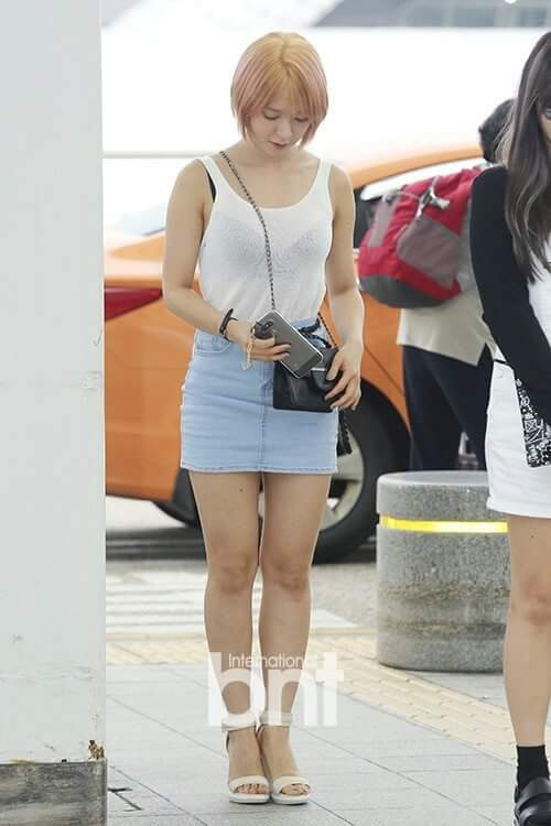 출국하는 초아 | 인스티즈