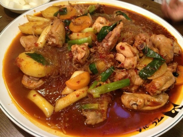 또이스치킨찜닭 이미지