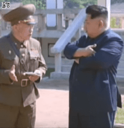 ??? : 일베가 요만한줄 알았는데 이만큼 청와대가 껴있었대요 | 인스티즈