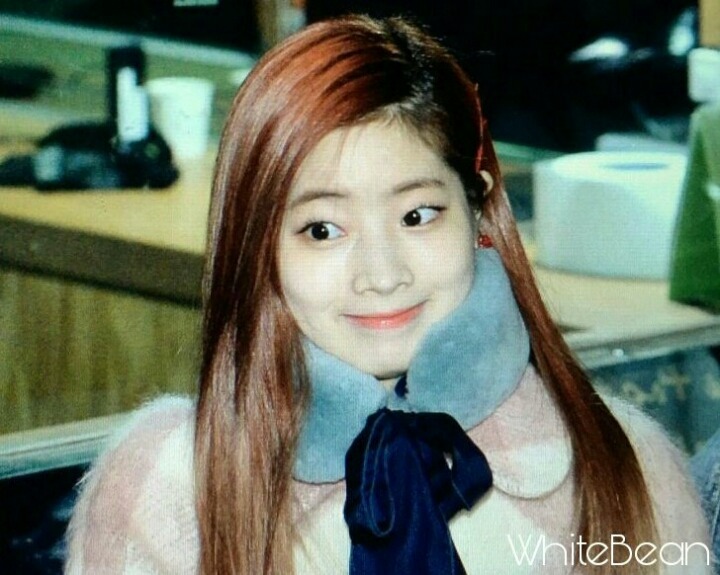 오늘 복고컨셉으로 출근한 트와이스 (우아한 미나리) | 인스티즈