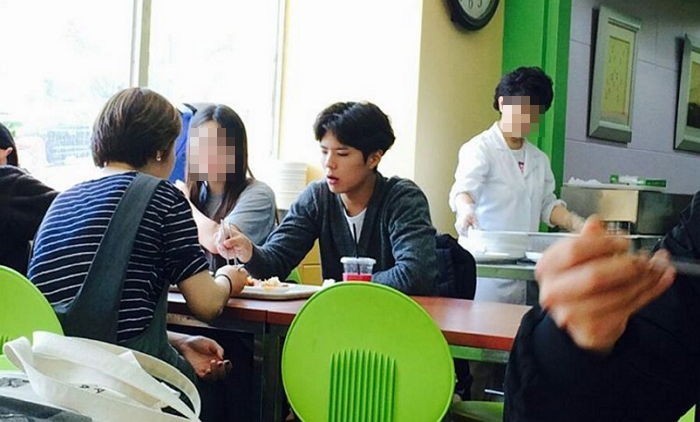 박보검 학교에서 직찍들.jpg | 인스티즈