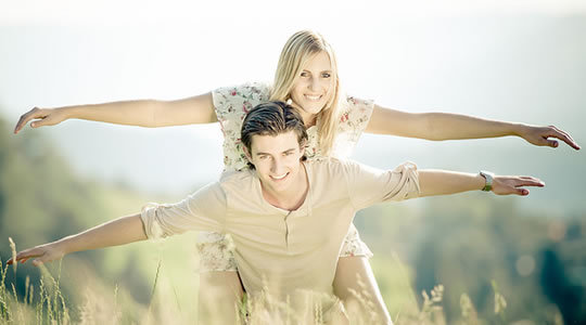 사랑에 빠지는 과학적 이유 15가지 | 인스티즈