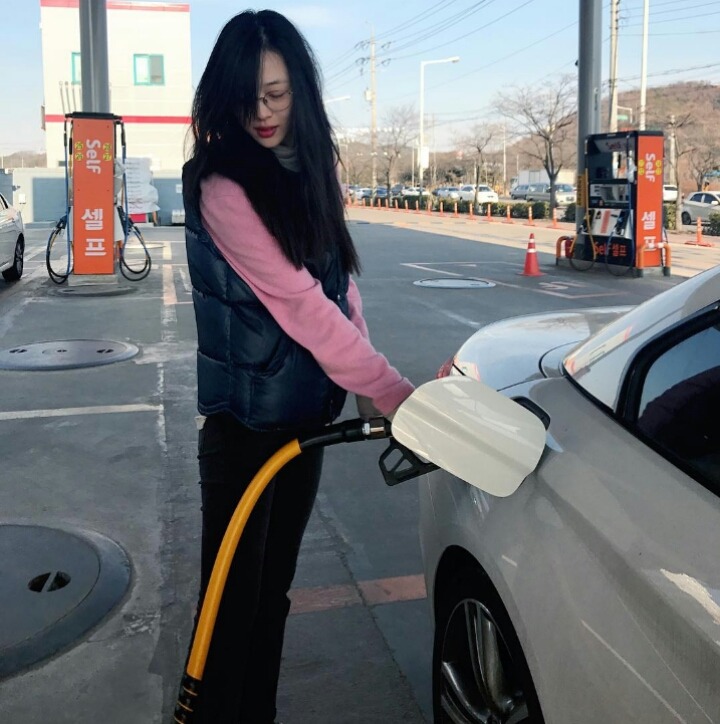 오늘자 설리 인스타 폭풍 업뎃 | 인스티즈