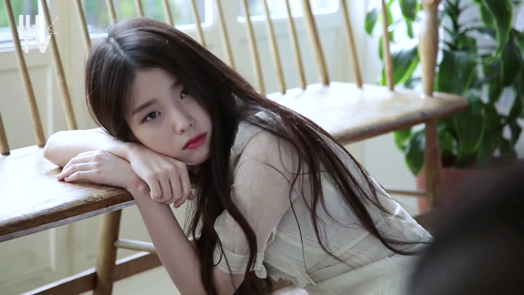 아이유 gifs | 인스티즈