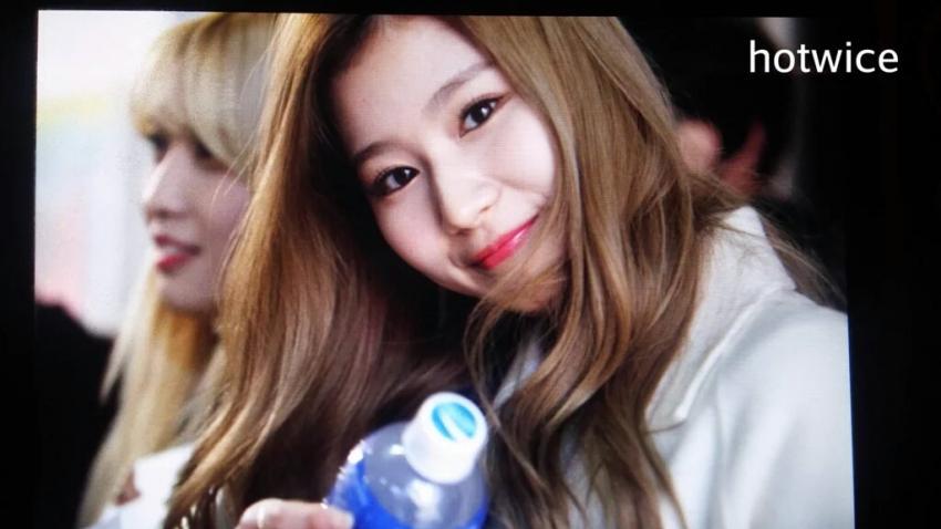 트와이스 사나.gif | 인스티즈