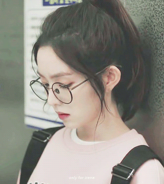 안경쓴 아이린.GIF | 인스티즈