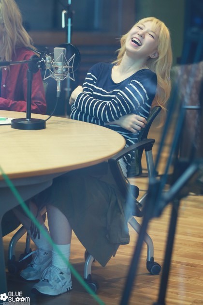 표정부자 손승완 | 인스티즈