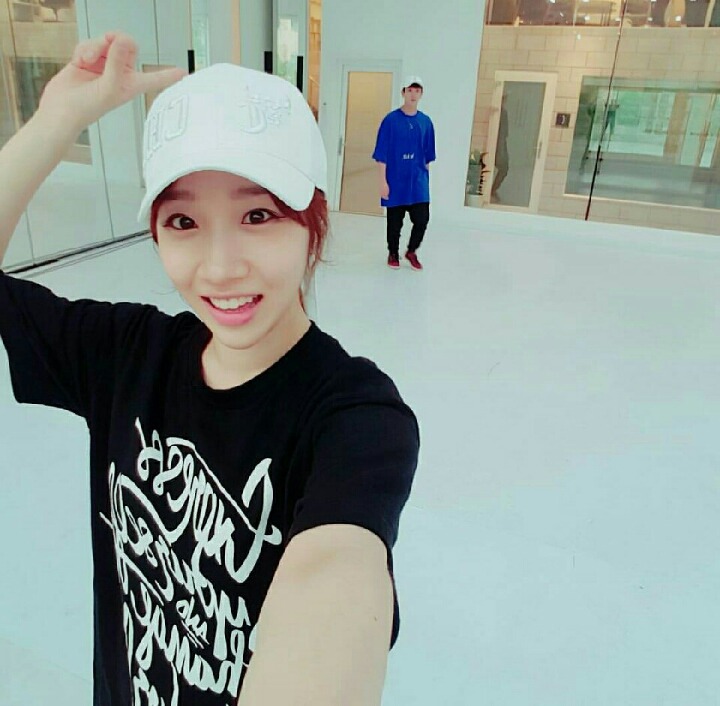 청순하고 귀여운 여자 래퍼 유나킴 .jpgif | 인스티즈