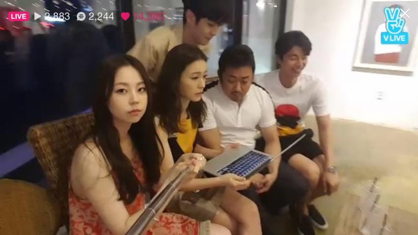케미 쩌는 부산행 배우들과 이쁨 받는 소희.gif | 인스티즈