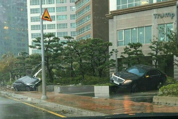 부산을 덮친 파도의 위력 | 인스티즈