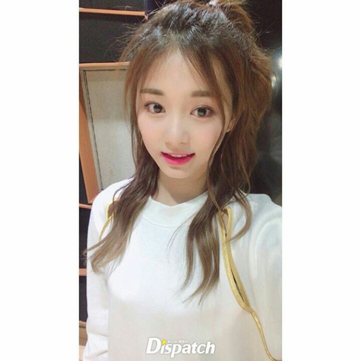 디스패치 인스타에 올라왔다 지워진 나연, 쯔위 사진 | 인스티즈