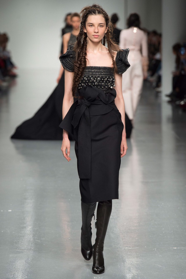 2017 F/W Antonio Berardi 컬렉션 (최소라 오프닝) | 인스티즈