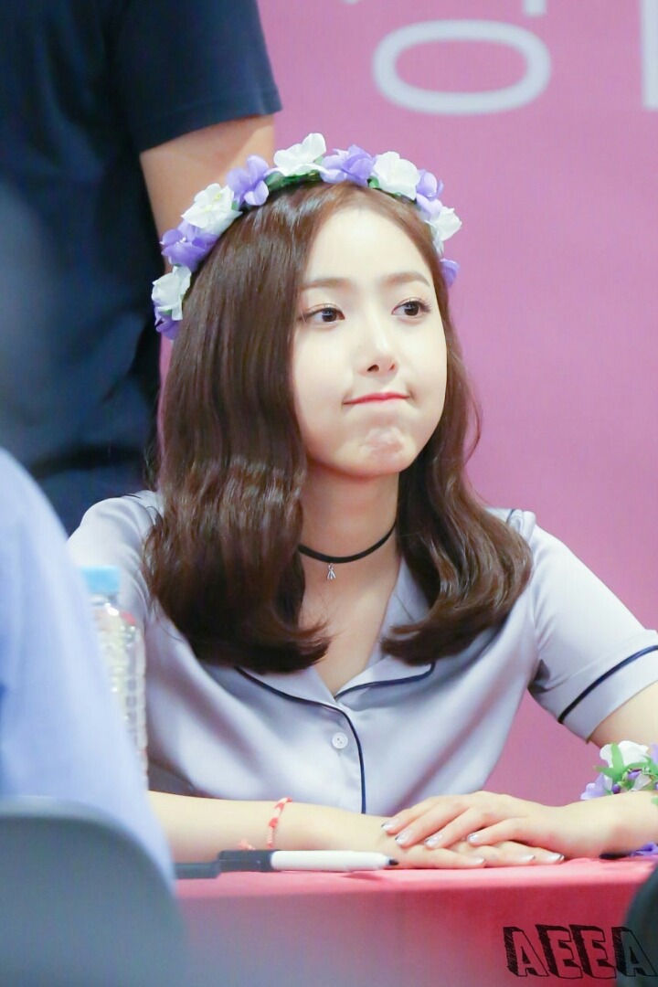[여자친구] 점심에 보는 신비♡♡ | 인스티즈