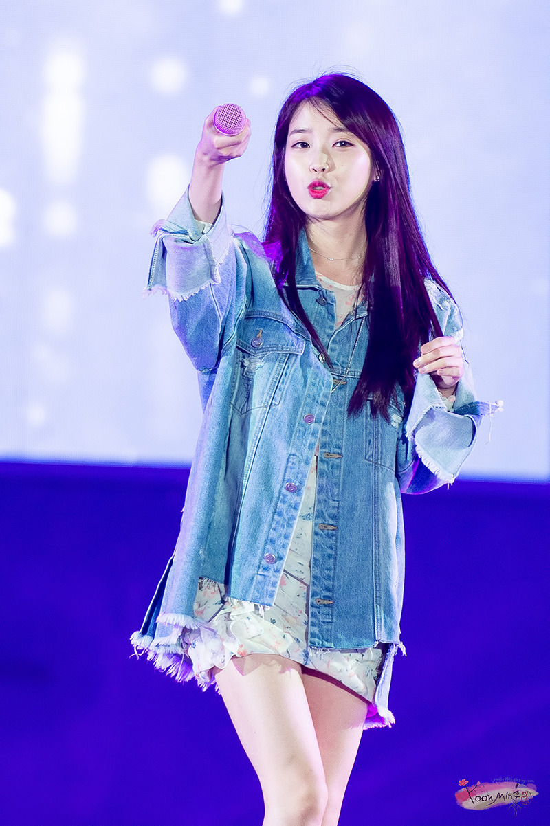 청청패션 아이유.jpg | 인스티즈