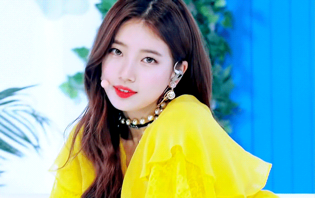 오늘자 할렐루야 소리 나오는 뮤뱅 holiday 수지.gif | 인스티즈