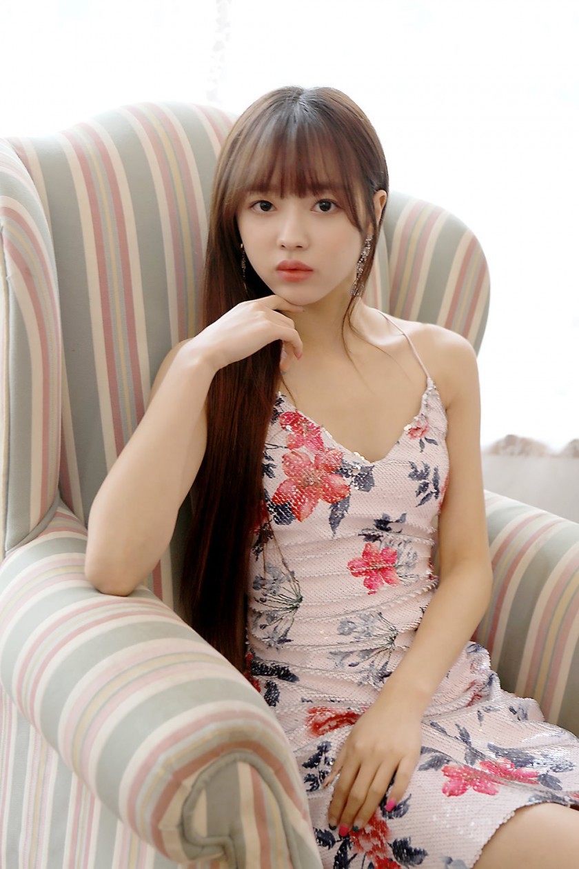 오마이걸 2020 시즌그리팅 | 인스티즈