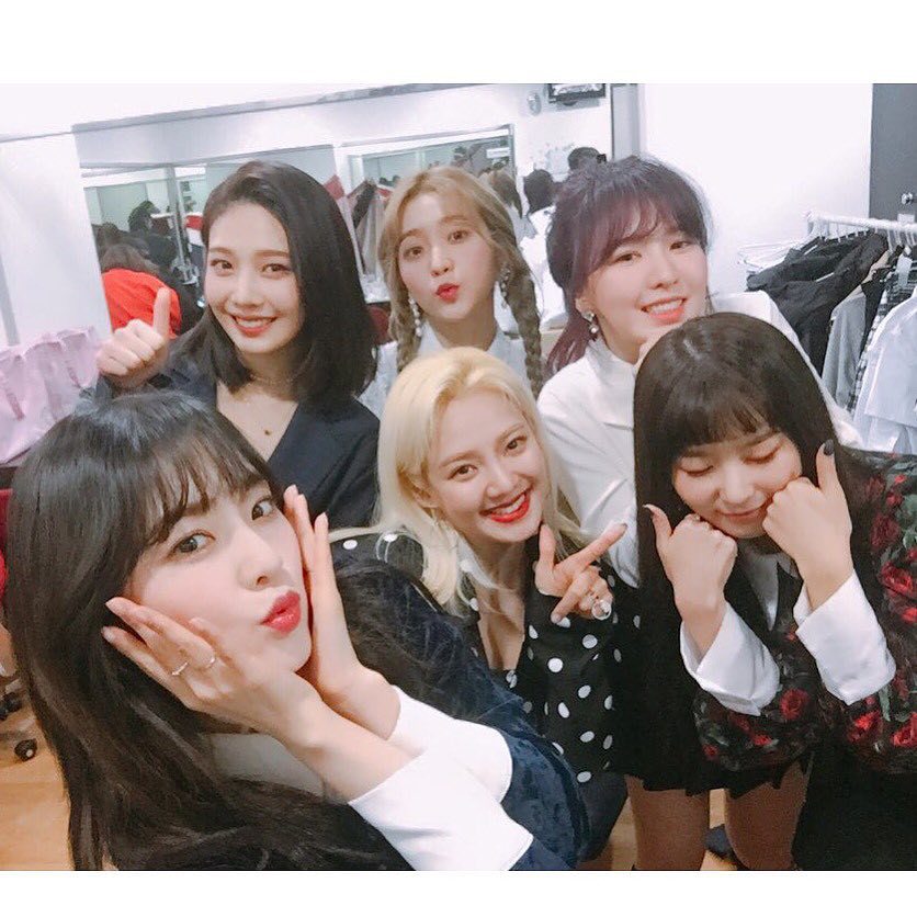 레드벨벳 벨벳 나이트 | 인스티즈