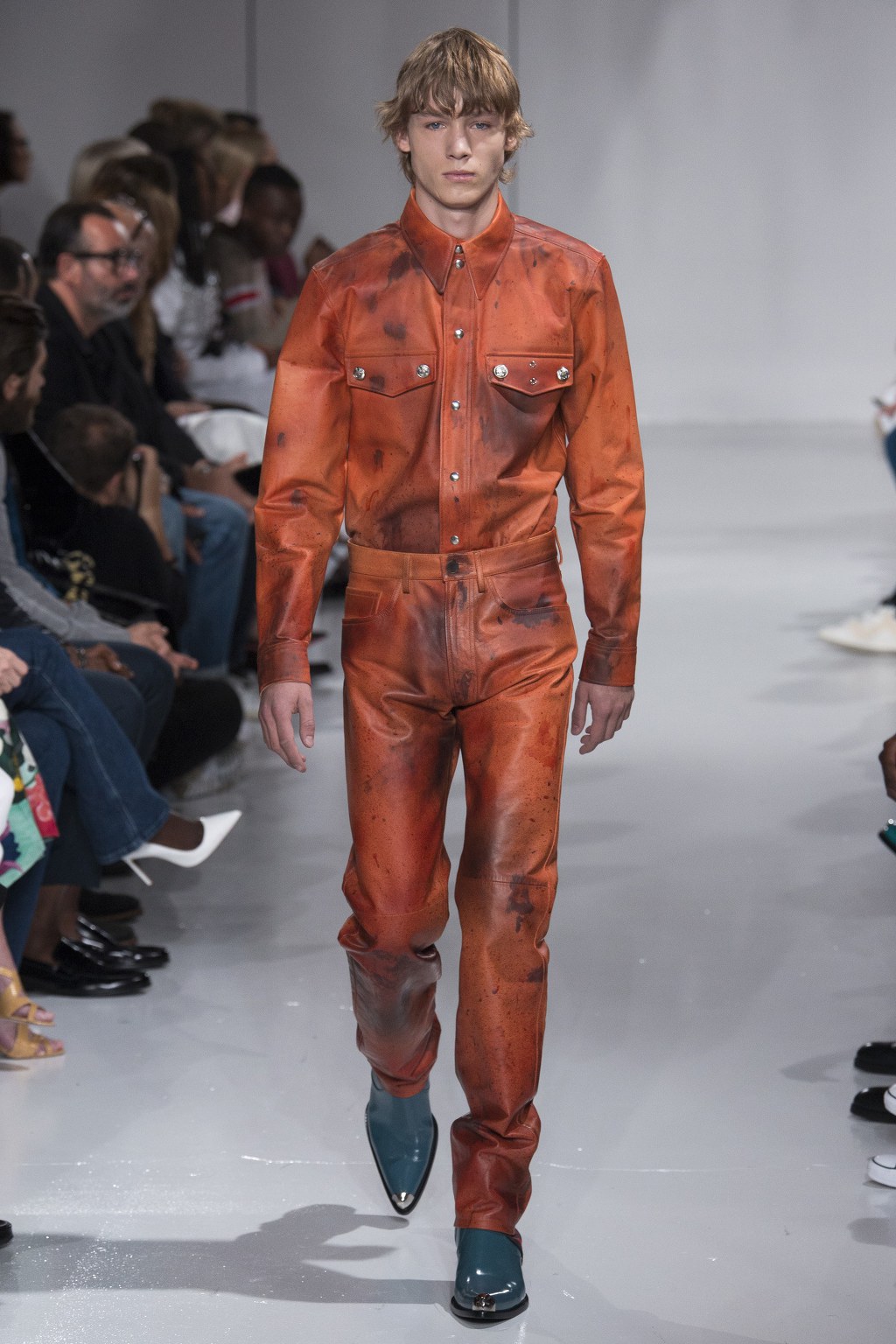 Calvin Klein by 라프 시몬스 2018 S/S 컬렉션 | 인스티즈