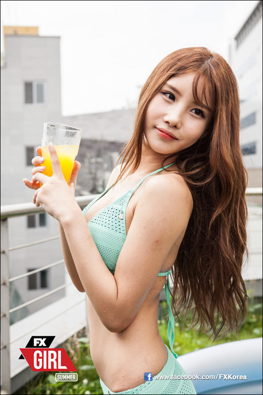 비키니 입은 연지은 | 인스티즈