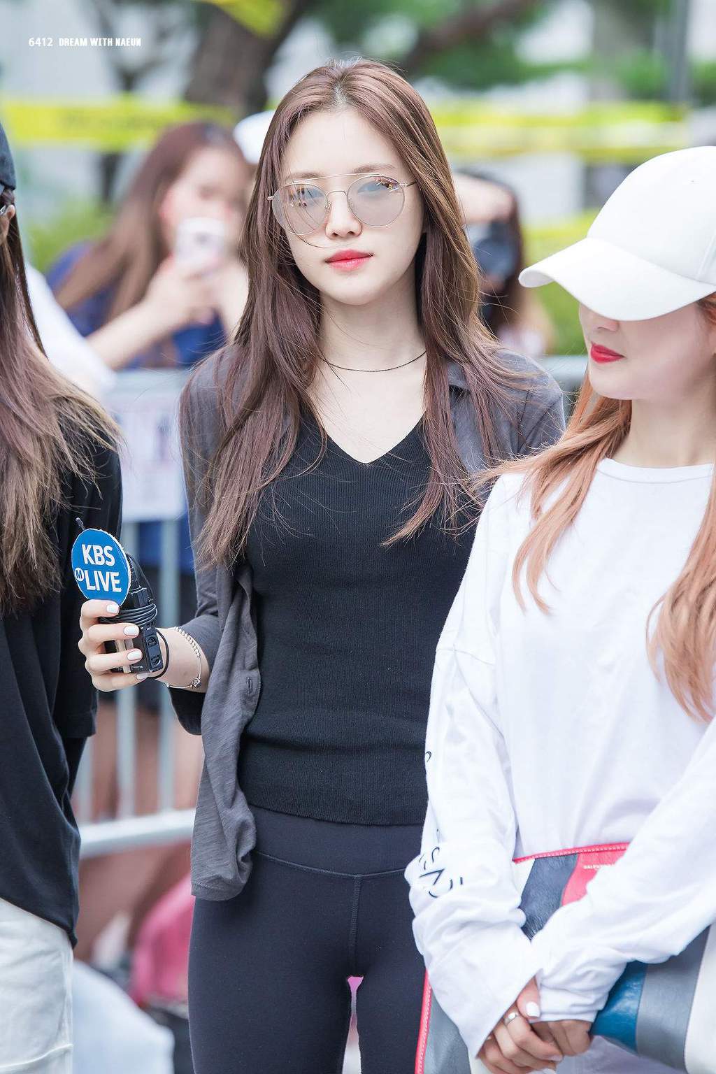 레깅스 입은 손나은.jpgif | 인스티즈