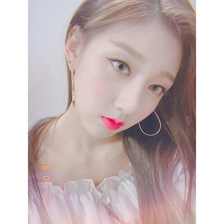 오늘자 러블리즈 인스타 업뎃(예인) | 인스티즈