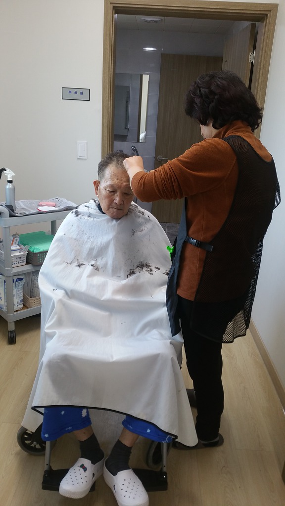 이명옥헤어샵 이미지