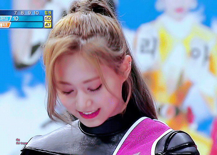 활만 잡으면 레전드 찍어버리는 쯔위.jpgif | 인스티즈