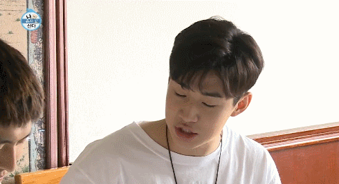 [나혼자산다] 헨리가 봤던 사람들중에 제일 신기한 사람.jpgif | 인스티즈