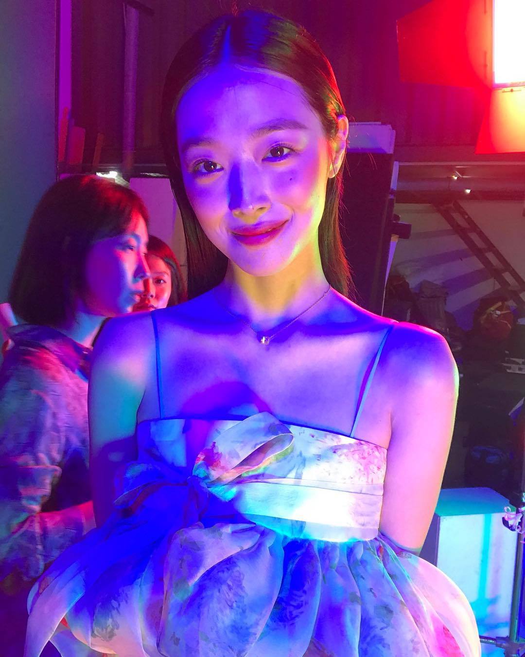 한복입은 오늘자 설리 인스타그램.jpg | 인스티즈