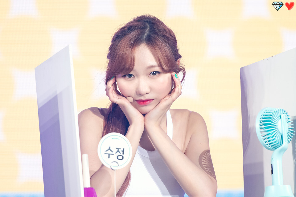 [러블리즈] 월급이 들어와서 수정이 | 인스티즈