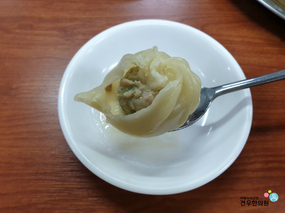 월래순교자관 이미지