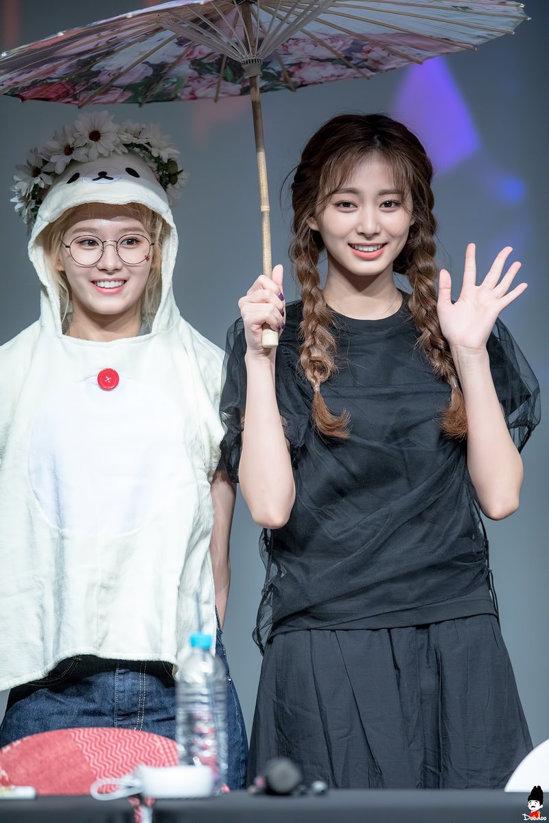 머리묶은 쯔위.jpgif | 인스티즈