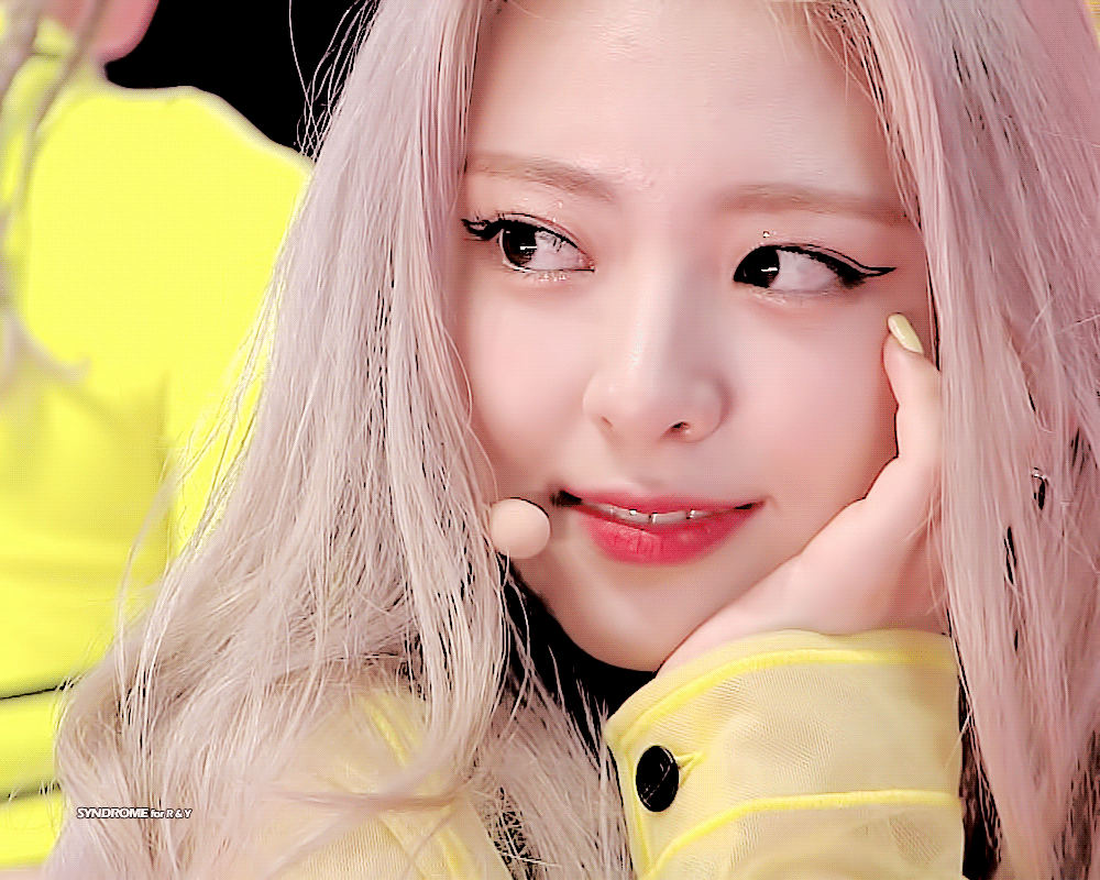썸네일부터 홀려 보게되는 ITZY 유나 직캠 | 인스티즈