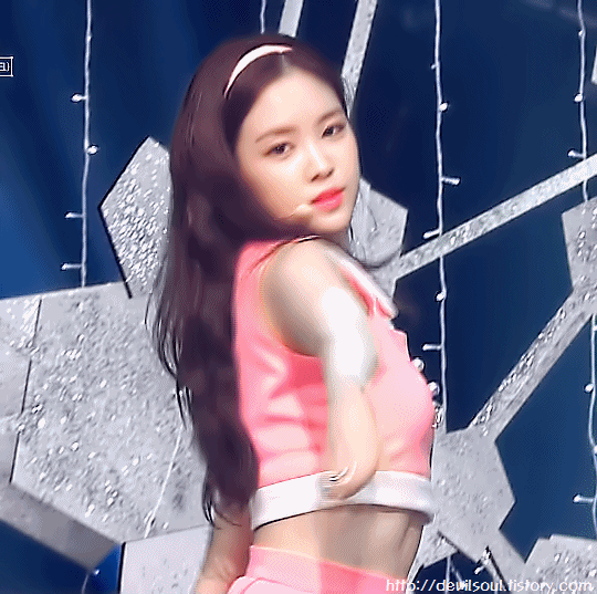 손나은 금발 vs 갈발 vs 흑발 (짤많음주의) | 인스티즈